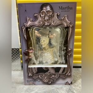 New Martha Stewart Halloween Skeleton w Drink Lighted Mirror w Sound Home Decor